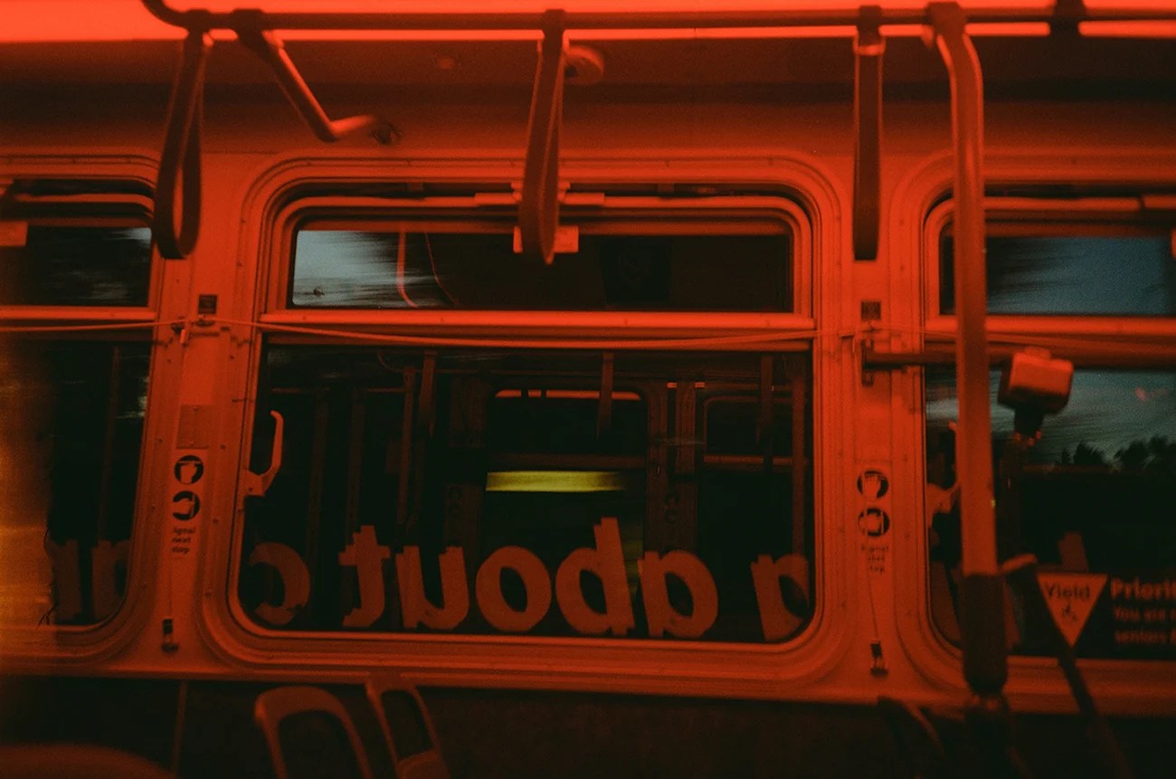 Kodak Gold vs Lucky 200: Film màu ấm cho nhiếp ảnh retro