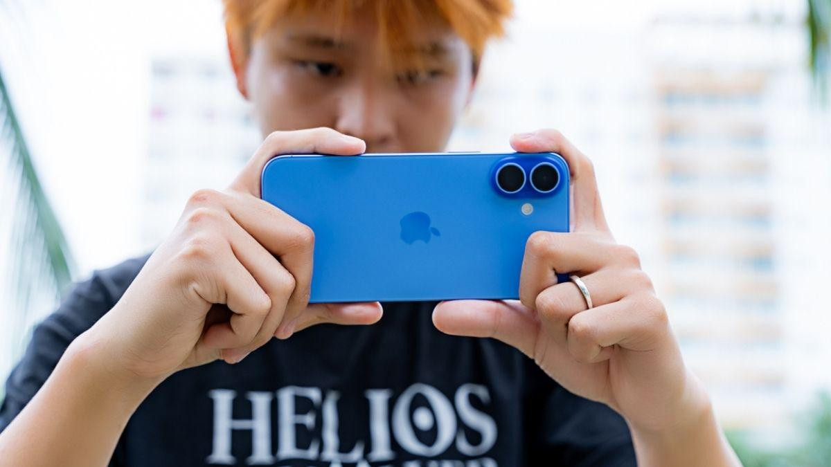 Galaxy S26 Ultra đối đầu iPhone 16 Pro Max: chọn bên nào mới đáng nâng cấp?