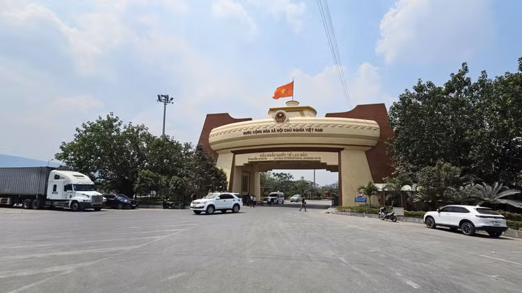 Miền Trung nâng cấp hạ tầng cửa khẩu Lào để bứt phá giao thương
