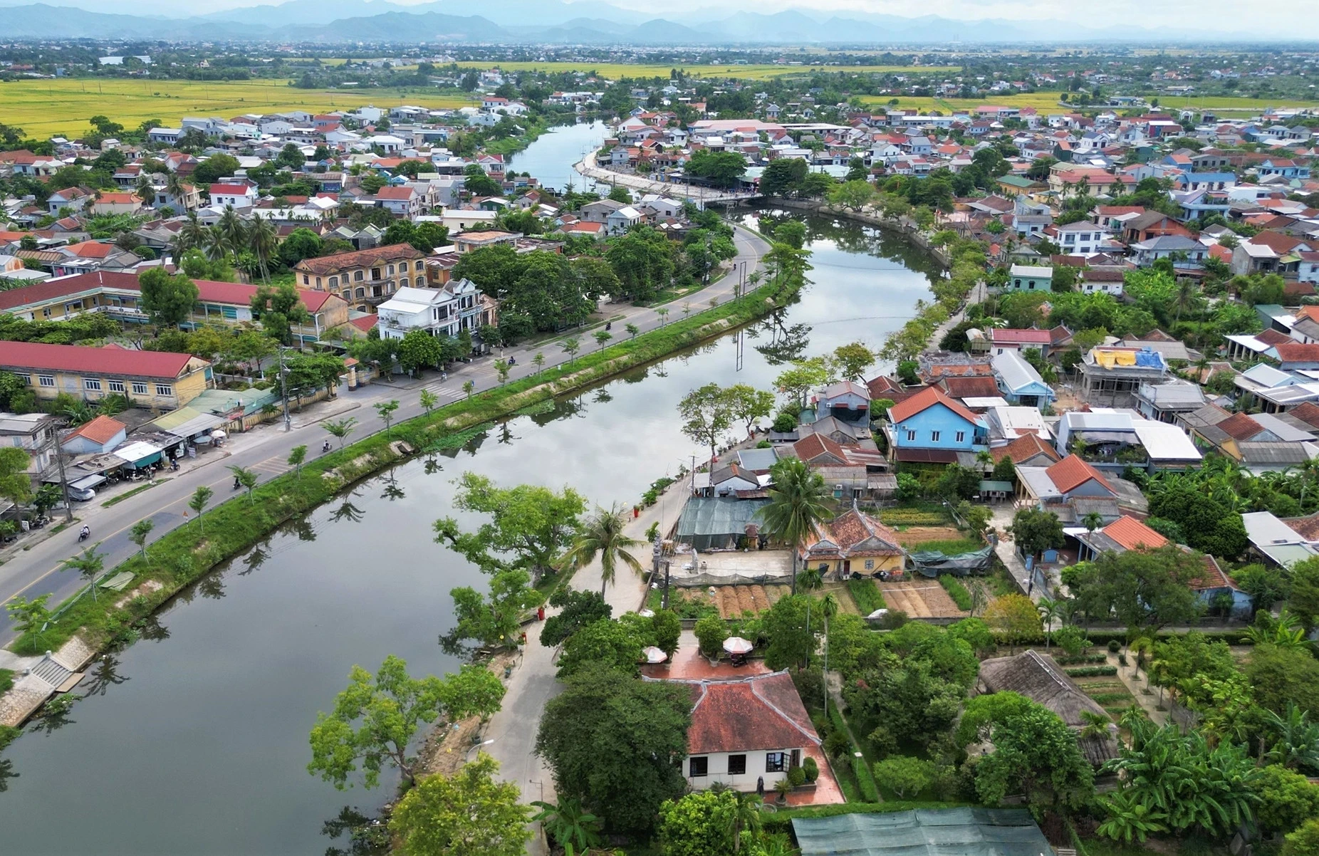 Khách sạn chỉ đón 2 khách và phòng đặt thư tay: biểu tượng mới của du lịch siêu độc quyền