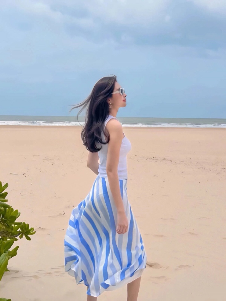 Hoàng Thùy Linh Và OOTD Sao Việt: Khi Phong Cách Đời Thường Thành Biểu Tượng