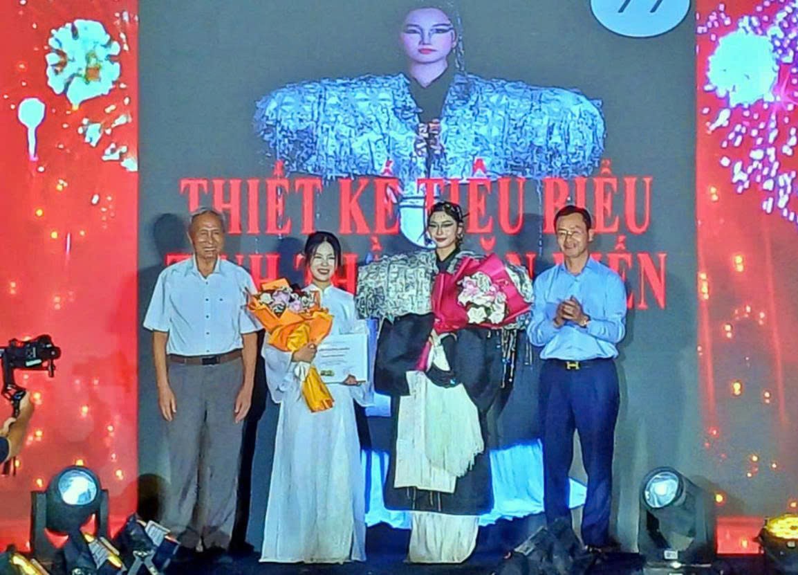 Cuộc thi thiết kế Văn Miếu: Di sản bước lên sàn diễn thời trang