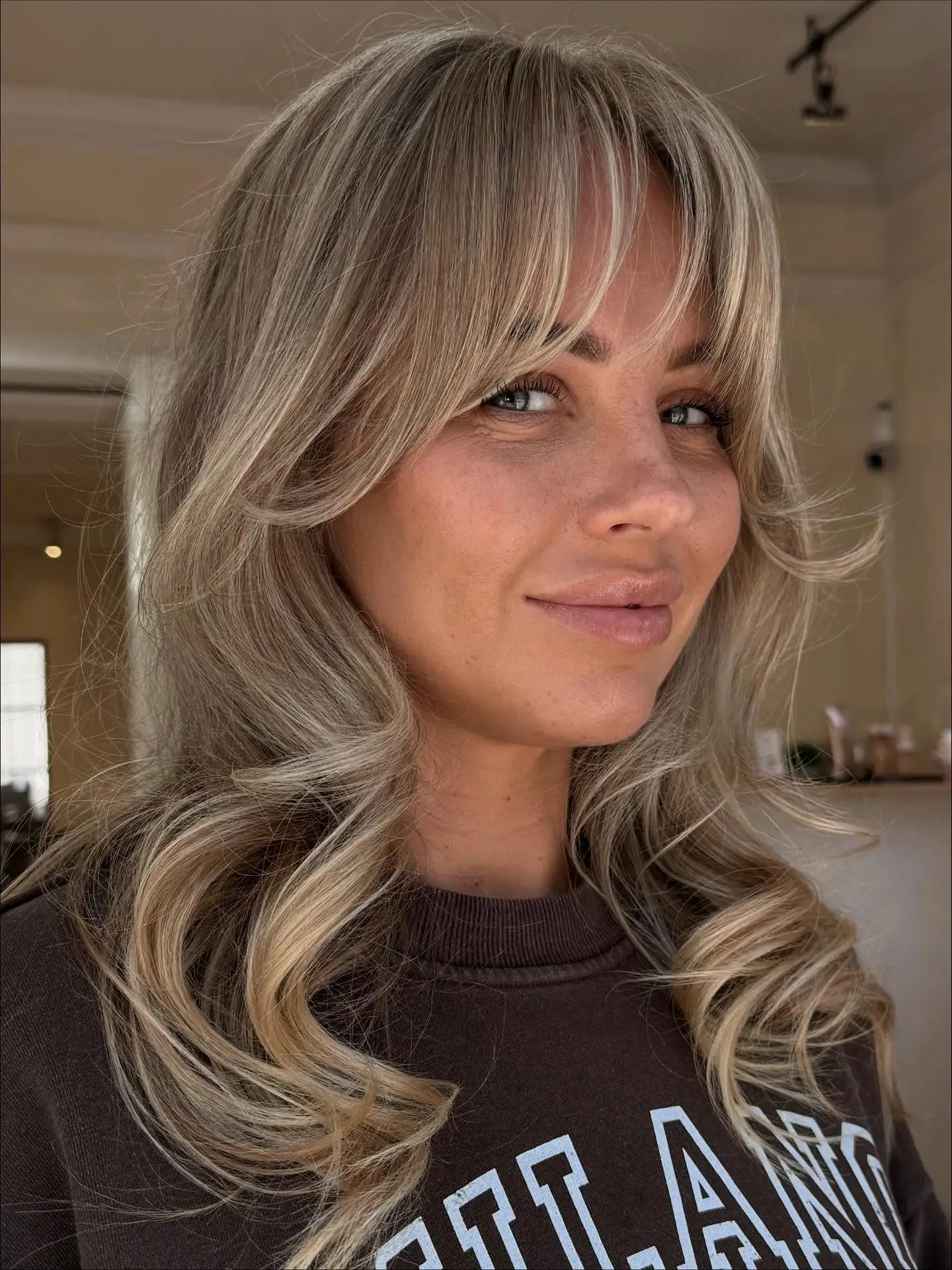 Cloud Bangs – Mái tóc mềm mịn, bay bổng sắp chiếm sóng salon