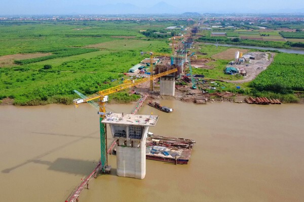 Cầu vượt sông Hồng 16.200 tỷ đồng: Bước ngoặt kỹ thuật kết nối phố cổ – Long Biên