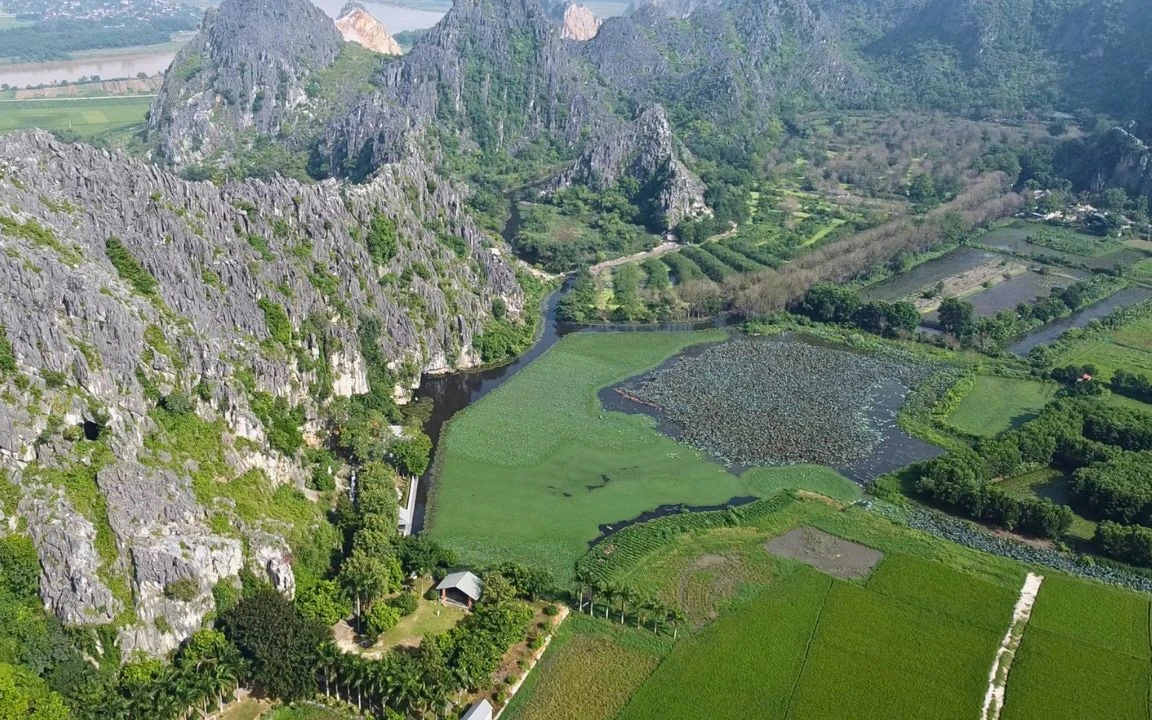 Trường nội trú vùng biên khánh thành: bước ngoặt để học sinh thôi vượt núi lội suối