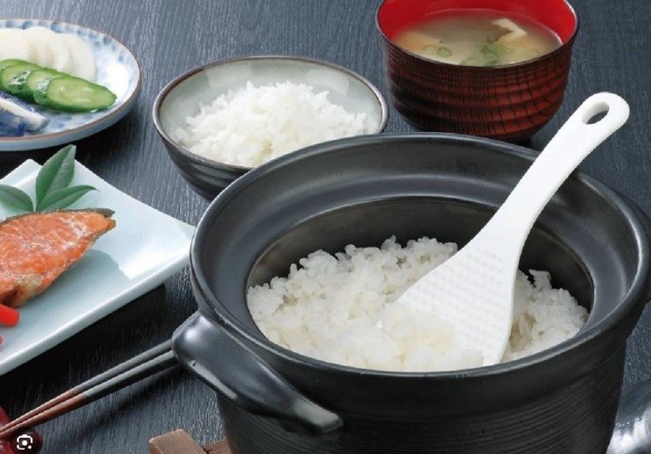 Nấu cơm hoàn hảo: Tỷ lệ nước – giấm – muôi xới