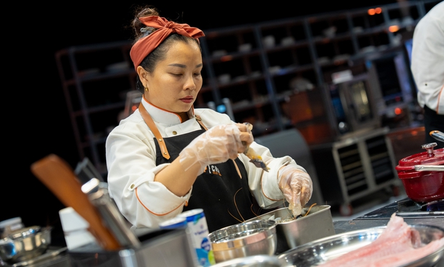 Từ nhiếp ảnh đường phố đến danh tiếng ở bếp: hành trình của Chef Thùy Trang
