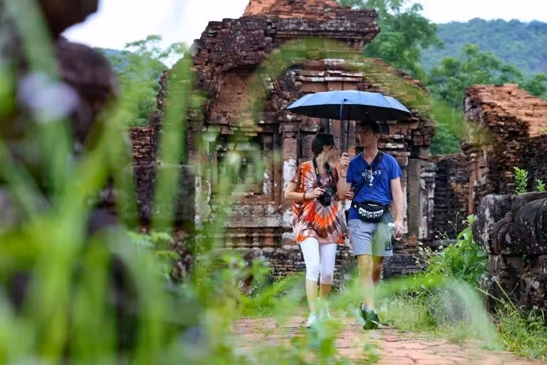 Nghị quyết 26: Du lịch từ tăng lượng sang nâng chất