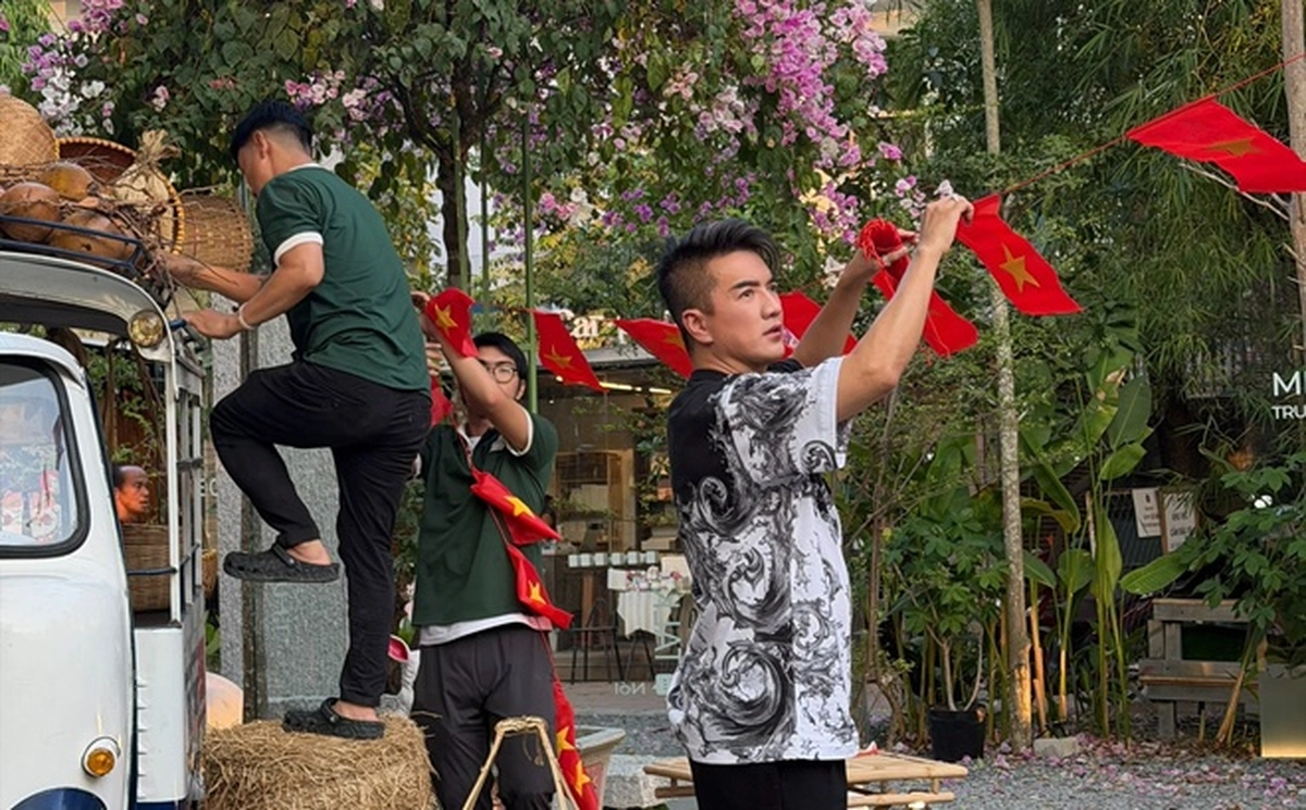 Từ quán cà phê sao Việt đến khủng hoảng đánh giá 1 sao