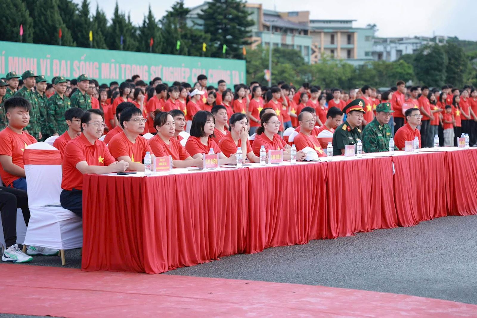 Hàng triệu bước chân mở ra một chuẩn mực sức khỏe cộng đồng mới