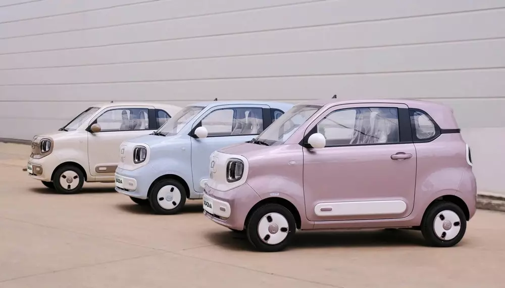 Xe điện mini dưới 300 triệu: Bestune Xiaoma 222 có đáng mua hơn VF 2 và Wuling?