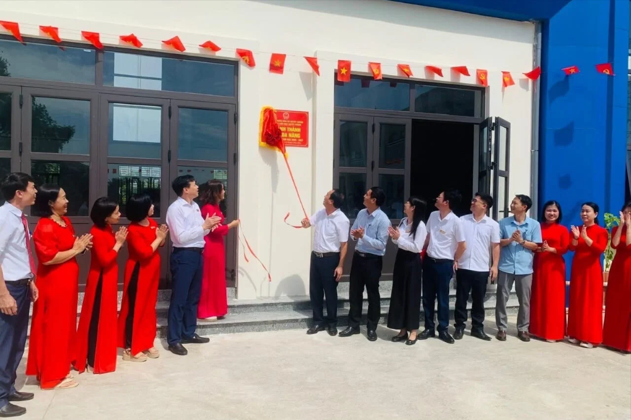 Lớp học thông minh từ Hà Nội đến Nghệ An: Công nghệ nào đang thật sự thay đổi cách dạy học?