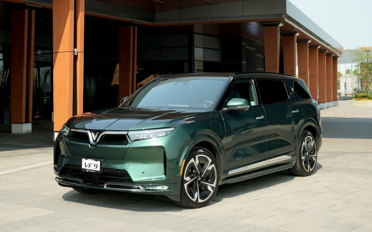 Từ SUV xăng sang VinFast VF 9: nâng hạng rõ rệt