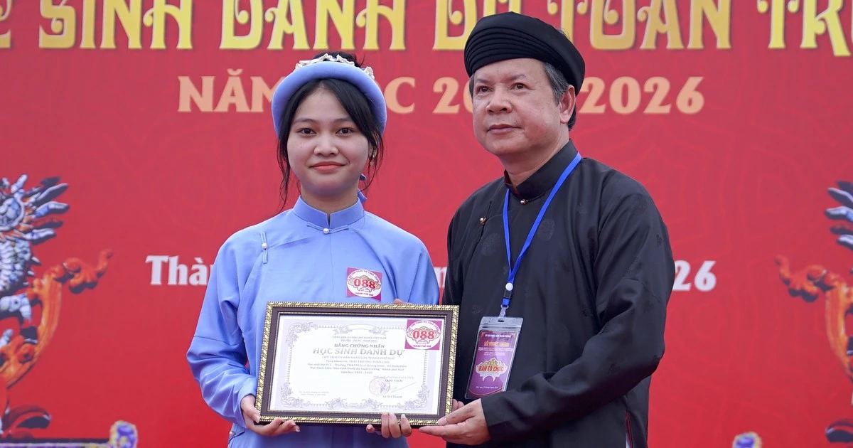 Các thành phố siết chặt các khoản thu học đường: Phụ huynh cần làm gì để bảo vệ ví tiền?