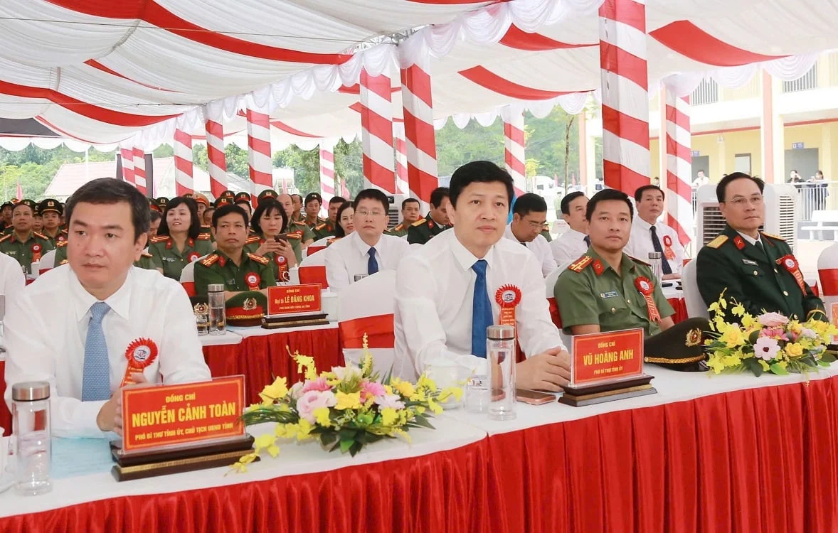 Trường nội trú 390 tỷ ở Mẫu Sơn và bước ngoặt giáo dục vùng biên