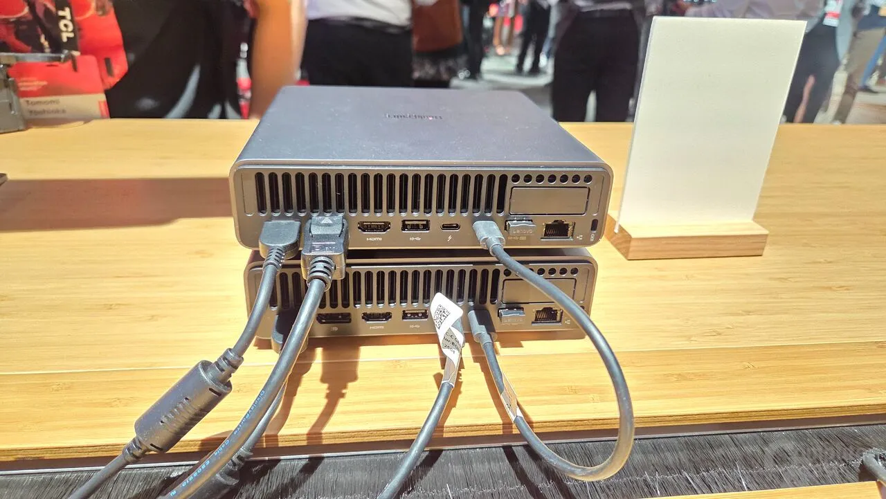Lenovo ThinkCentre X Ultra: máy trạm AI compact cho doanh nghiệp