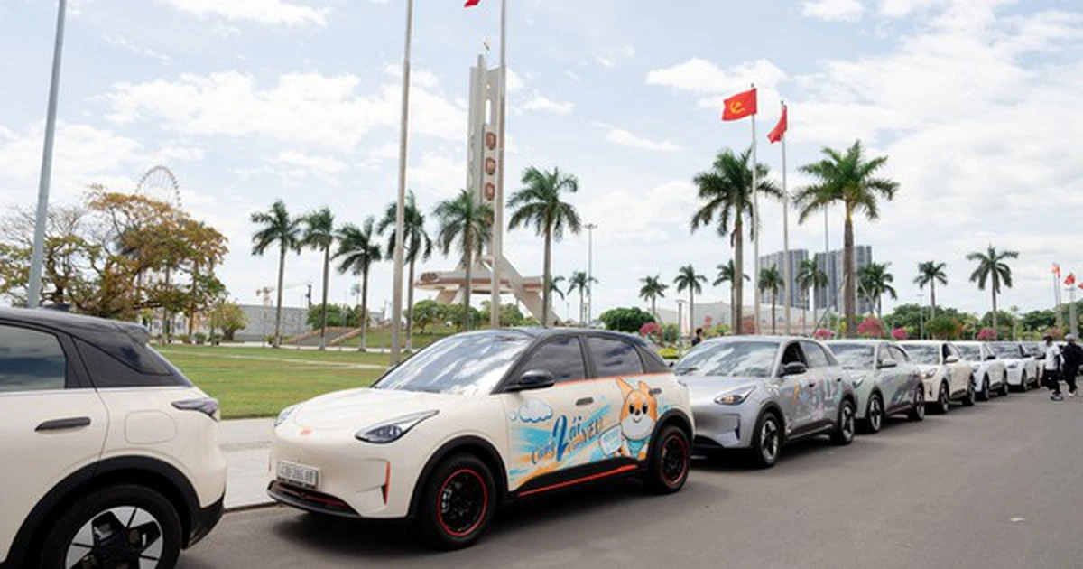 Khi xe tay ga trở thành phụ kiện thời trang của thế hệ trẻ