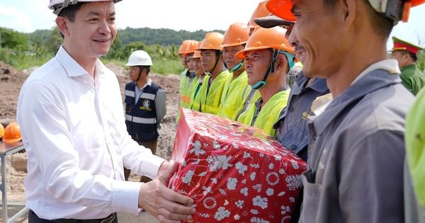 15.500 người lao động xuyên lễ: Phú Quốc tăng tốc cho APEC