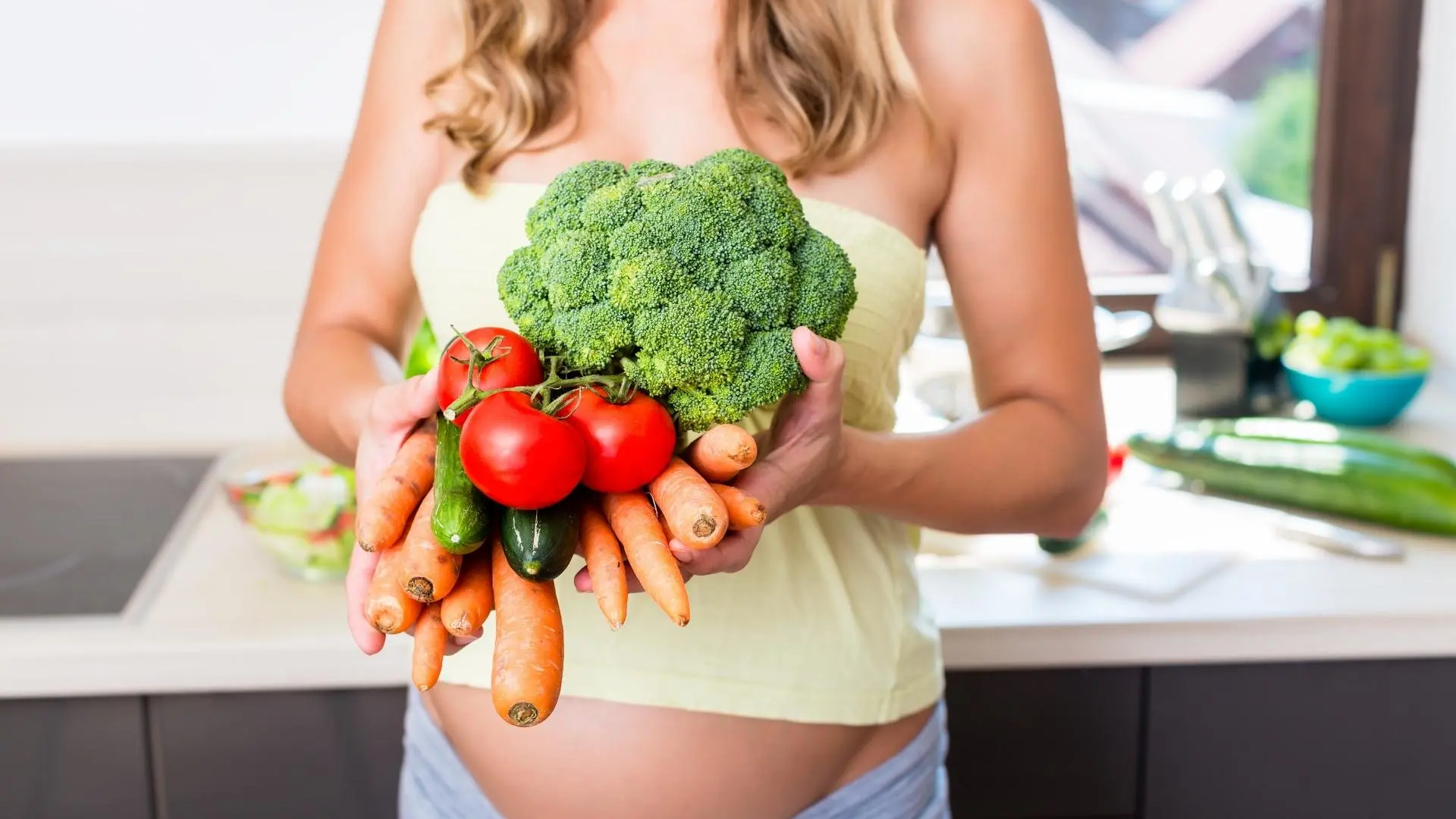 Mẹ bầu mua thực phẩm tuần với ngân sách hạn hẹp: Hướng dẫn chọn đúng chất xơ, protein và vitamin