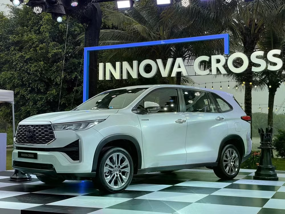 Toyota vượt tháng Ngâu nhờ làn sóng SUV hybrid