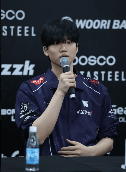 LCK Team Roadshow: Cú hích quốc tế cho Esports Việt