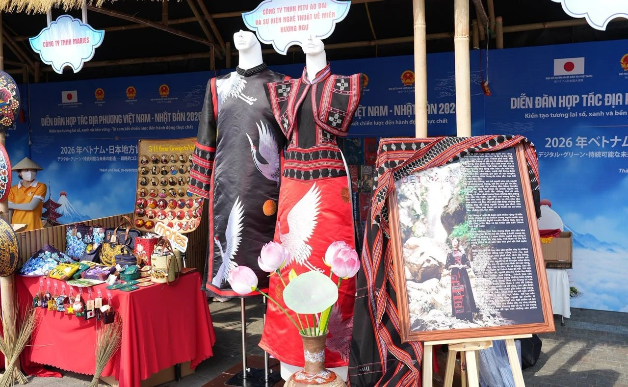 Triển lãm ảnh Việt – Nhật: Những cây cầu văn hóa qua ống kính