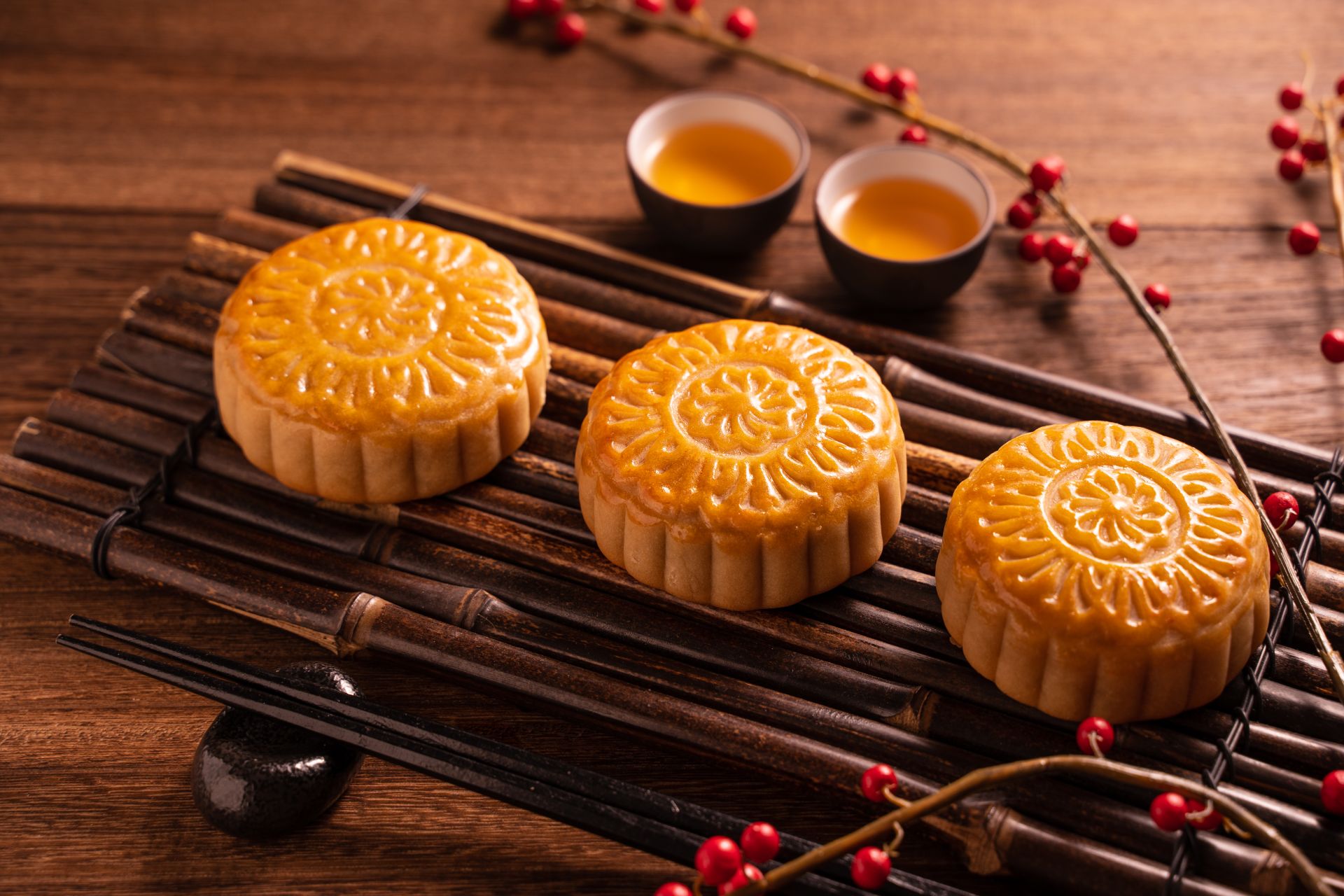 Cách chọn bánh Trung thu an toàn khi mua online và tại cửa hàng