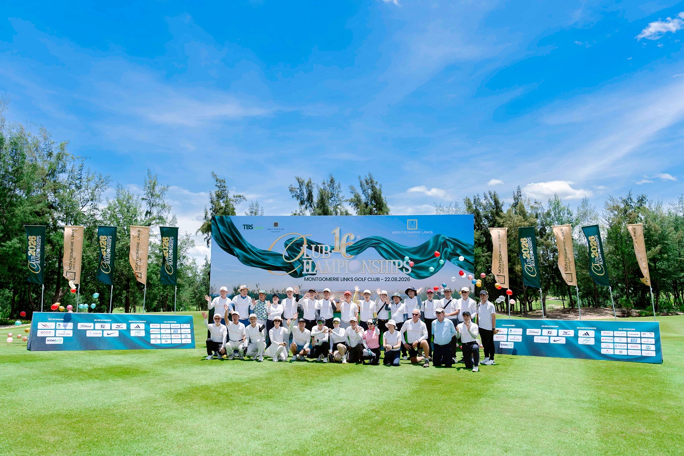 Giải golf từ thiện nối dài ước mơ đại học cho tân sinh viên khó khăn