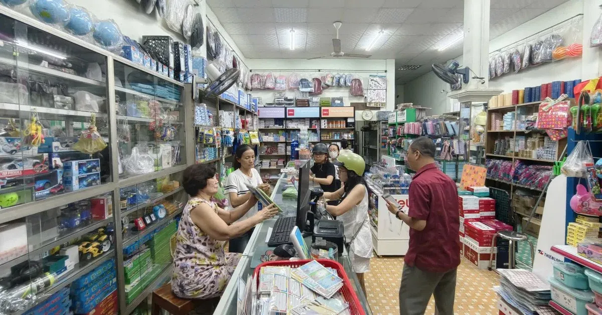 Khủng hoảng thiếu sách giáo khoa: Phụ huynh xoay xở thế nào?