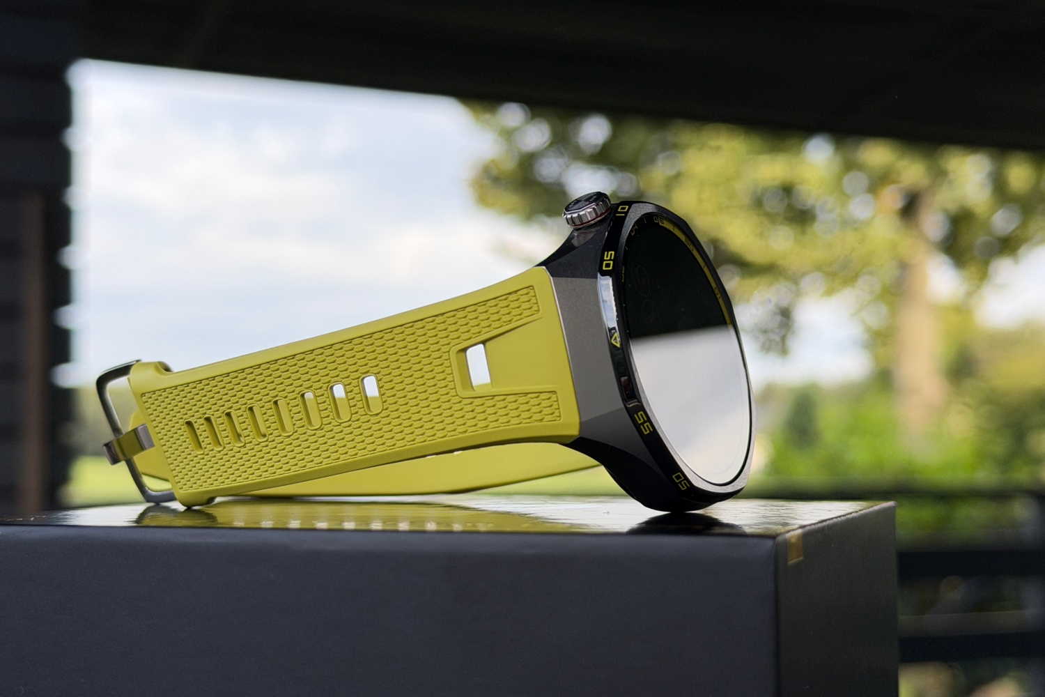 Huawei Watch GT 7 Pro: đồng hồ thể thao titanium cho dân endurance