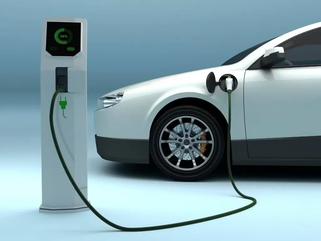 Vợ chồng chia rẽ khi chọn SUV: nên ưu tiên xe điện, xăng hay hybrid?