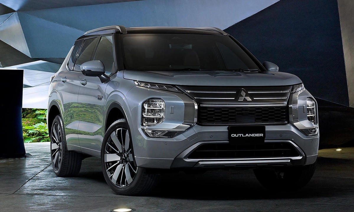 Mitsubishi Outlander thế hệ mới trở lại: Đòn bẩy mới ở phân khúc CUV cỡ C