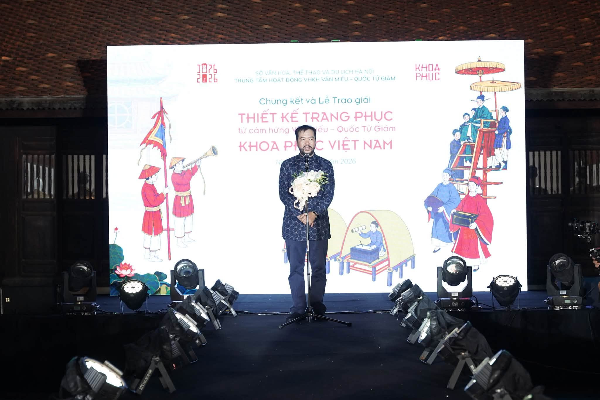 Khoa phục Việt Nam: Di sản Văn Miếu trong nhịp thở thời trang đương đại