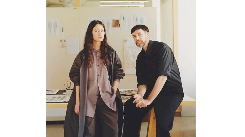 Uniqlo U khép lại thập kỷ với Lemaire: Những món cơ bản đáng sở hữu