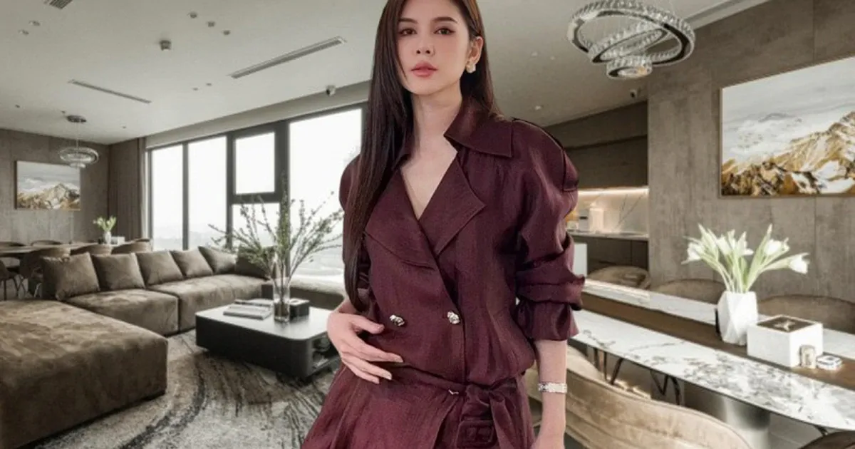 Bên trong căn hộ của MC: sang trọng với tone trắng xám