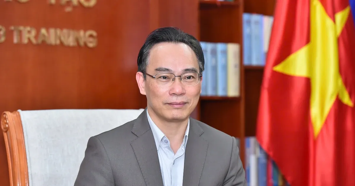 Bộ trưởng GD-ĐT và lời kêu gọi phụ huynh thôi ám ảnh điểm số