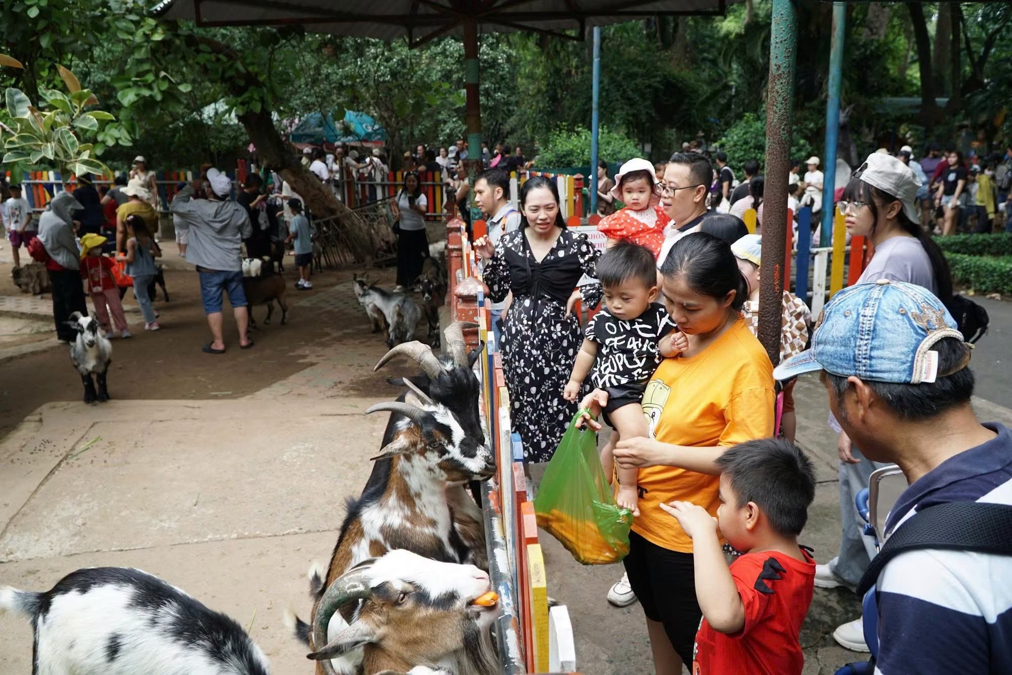 Du lịch TP.HCM lễ Quốc khánh: Bùng nổ nhưng có thể tiết kiệm và bớt đông nếu biết chọn
