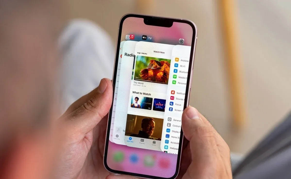 iPhone giảm giá tới 13 triệu: nên mua ở đâu để lời nhất?