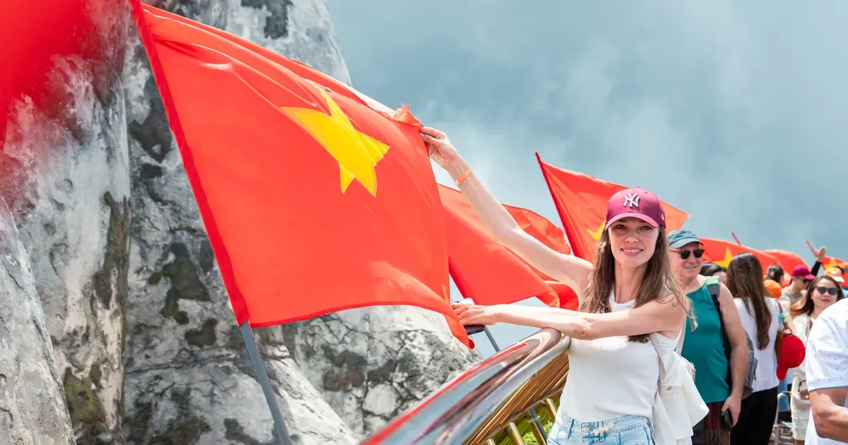 Du lịch Quốc khánh 2/9 bùng nổ với 6,5 triệu lượt khách