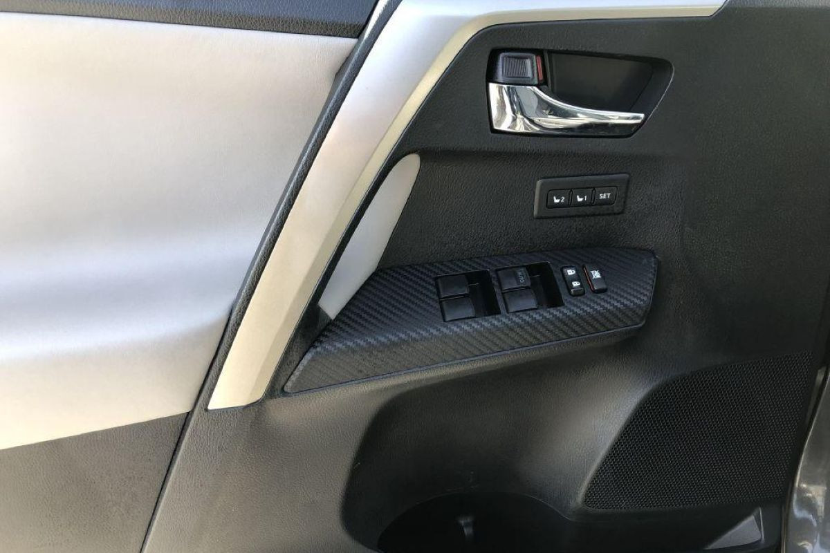 6 lỗi thường gặp trên Toyota RAV4: Checklist kiểm tra chi tiết khi mua xe cũ