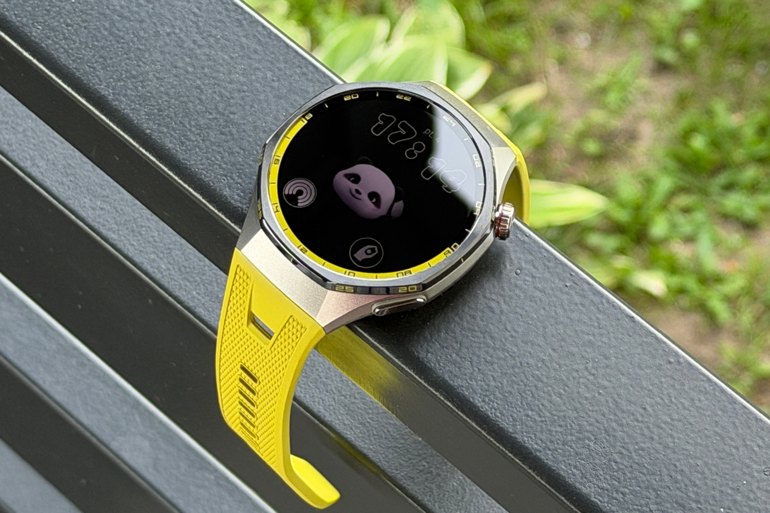 Huawei Watch GT 7 Pro: đồng hồ thể thao titanium cho dân endurance