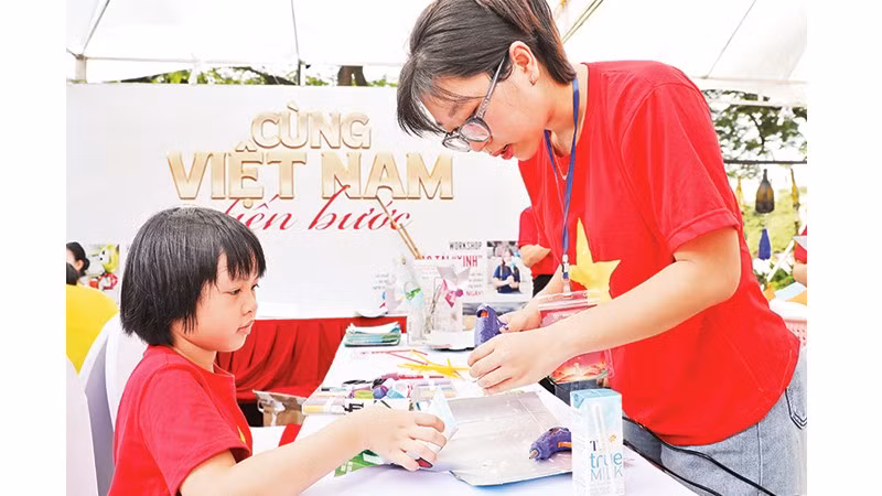 10 tỷ bước xanh: từ sự kiện đi bộ đến cú hích cho sức khỏe cộng đồng