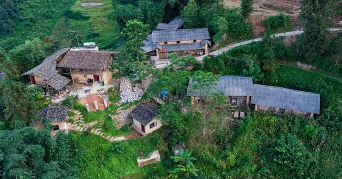 Từ bỏ sự nghiệp công nghệ để cải tạo nhà cổ quê hương