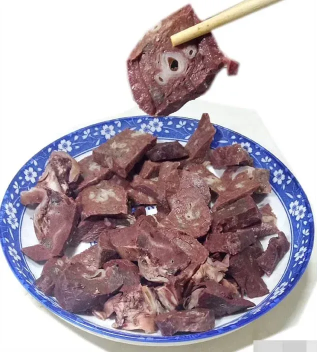 Cách chọn nội tạng lợn an toàn và nhận biết thịt bệnh