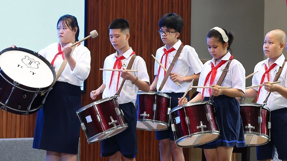 Lớp học giữa bệnh viện: giữ nhịp đến trường cho bệnh nhi ung thư