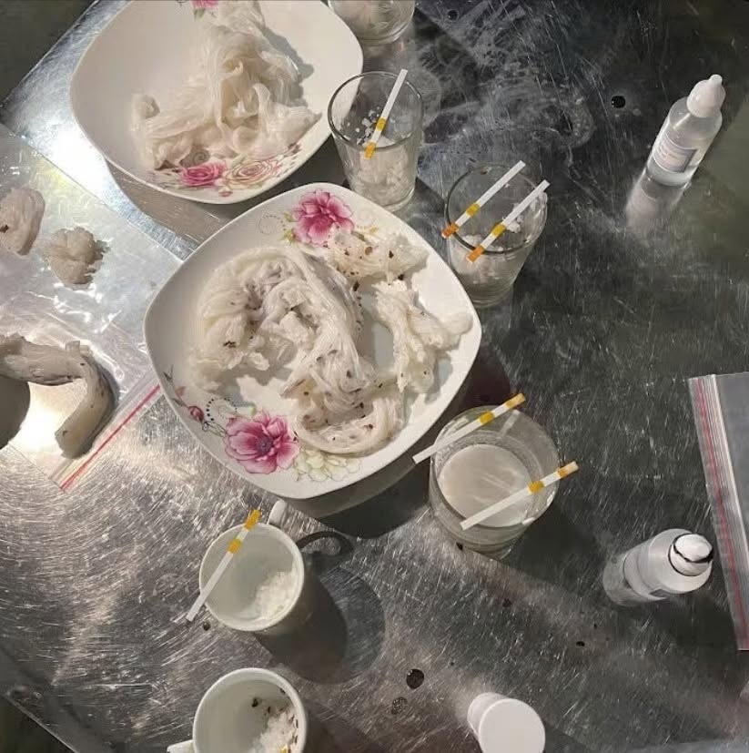 Bánh cuốn, bánh nướng và thịt xiên: Mặt tối an toàn thực phẩm đường phố