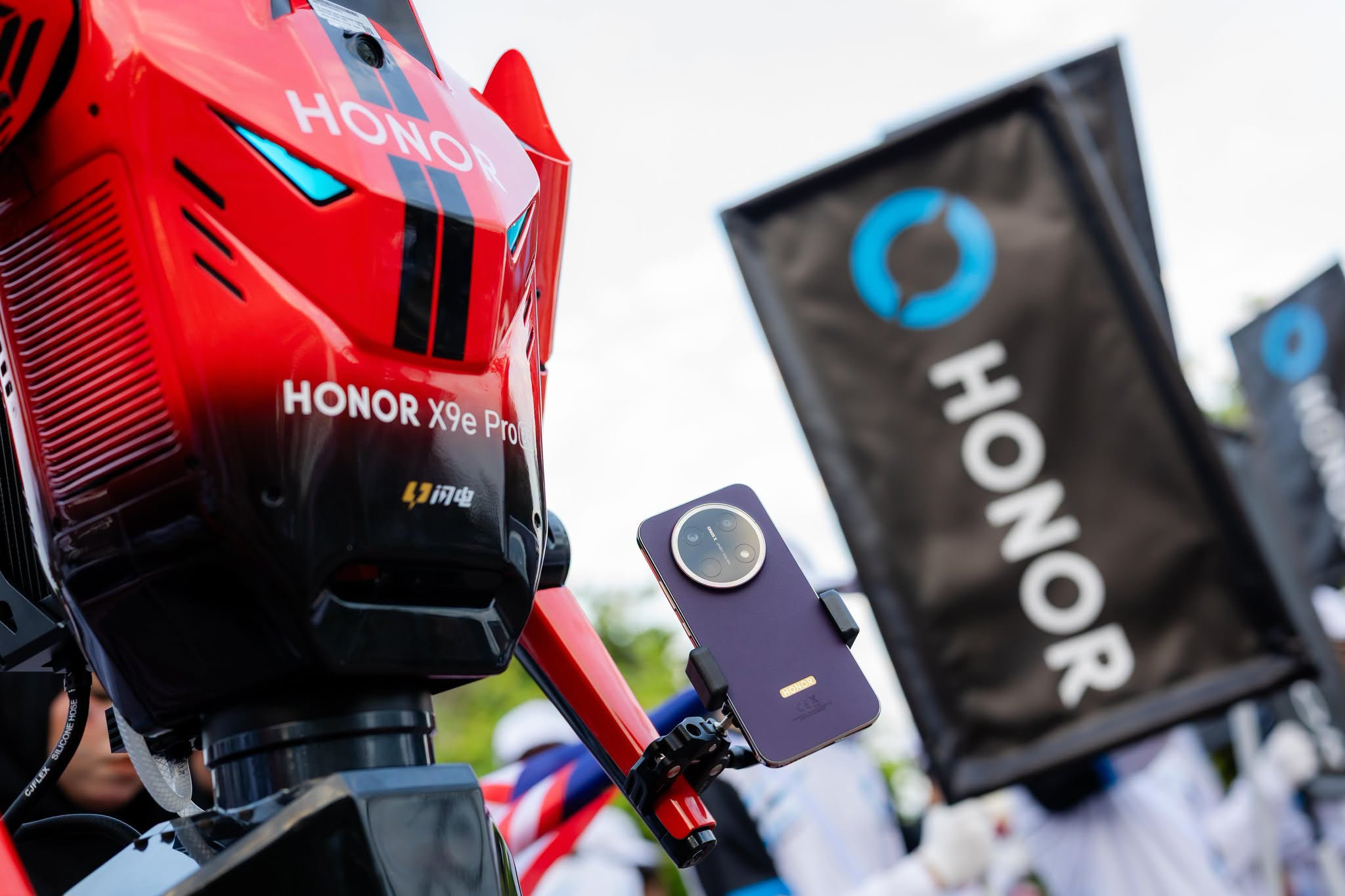 Honor X9e Pro Disahkan: Bateri Gergasi & Binaan Lasak Fokus Utama
