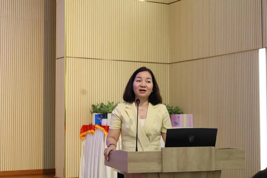 Lớp học trong bệnh viện: Giữ ước mơ học tập giữa những toa thuốc