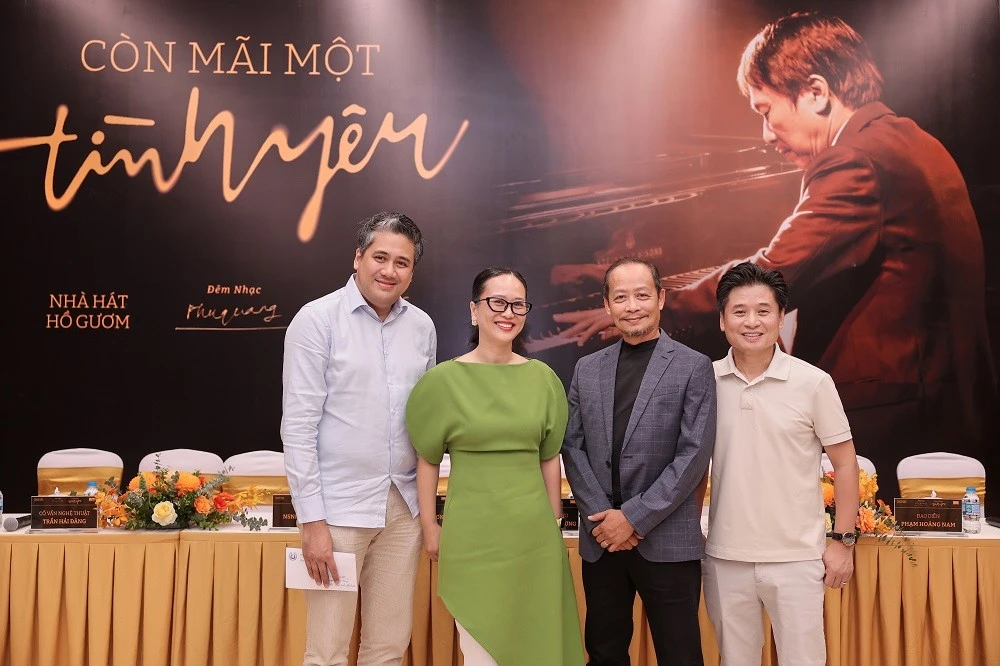 Đêm nhạc ‘Còn mãi một tình yêu’ và sức sống di sản Phú Quang