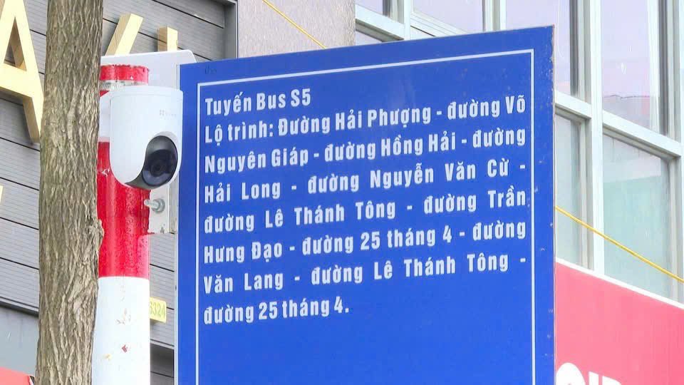 Lắp camera tại 29 điểm đưa, đón học sinh: Khi công nghệ trở thành “người gác cổng” cho an toàn xe buýt điện